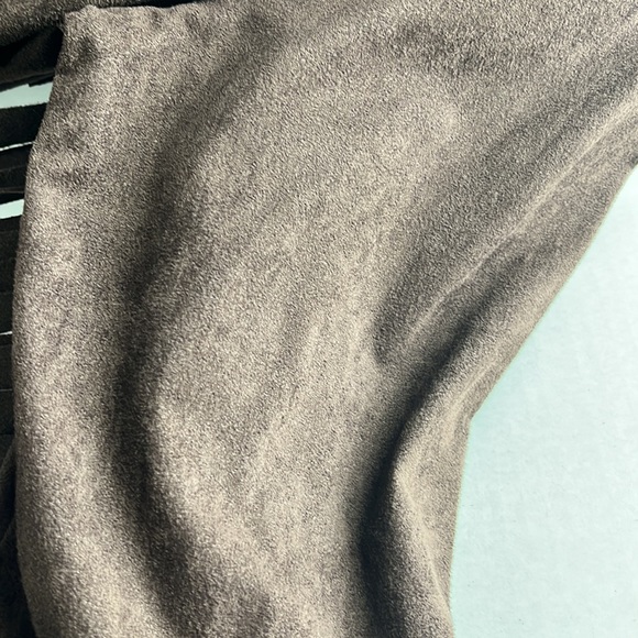 Fringe, light suede feel jacket, large-ext large, zipper front, dark brown - Picture 11 of 12